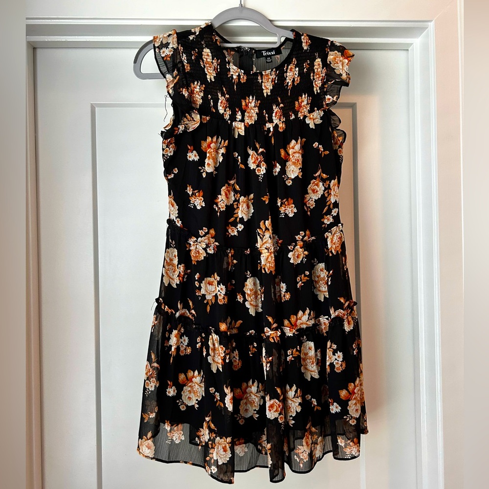 Floral short sleeve flowy dress